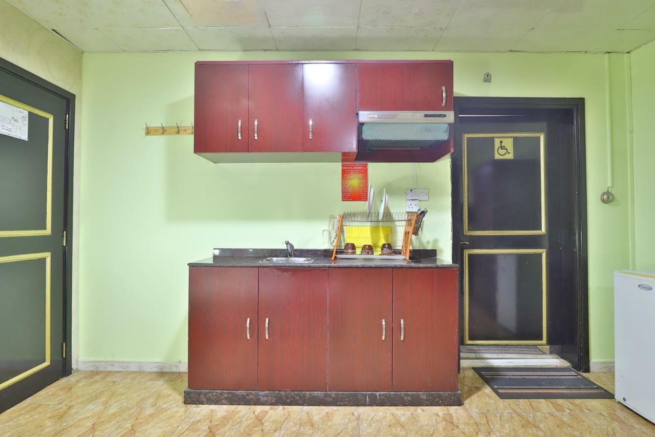 Oyo 261 Remas Hotel Apartment ดูไบ ภายนอก รูปภาพ