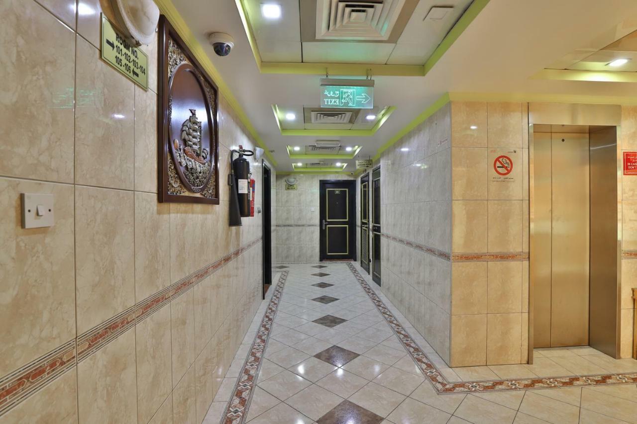 Oyo 261 Remas Hotel Apartment ดูไบ ภายนอก รูปภาพ