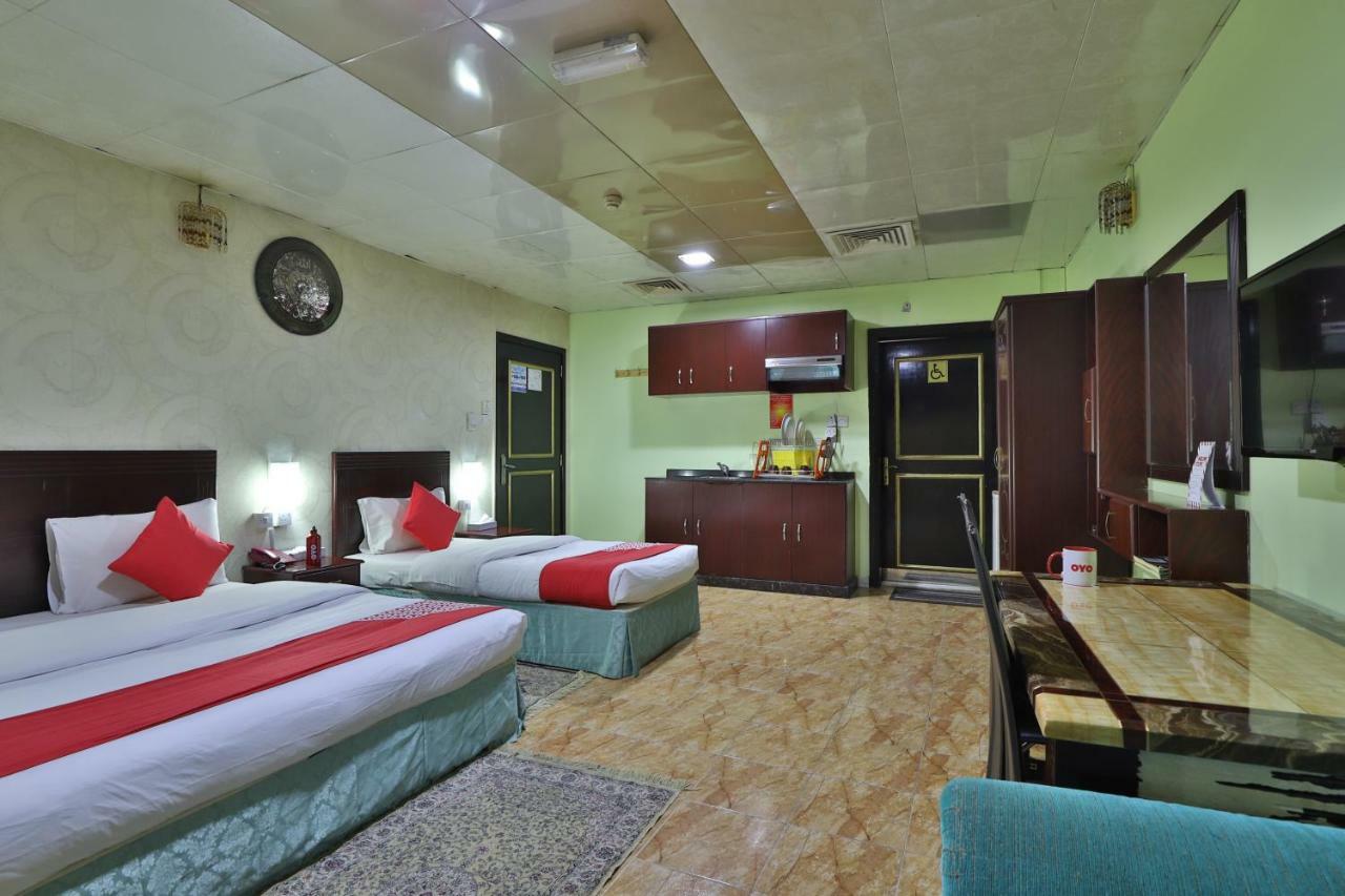 Oyo 261 Remas Hotel Apartment ดูไบ ภายนอก รูปภาพ