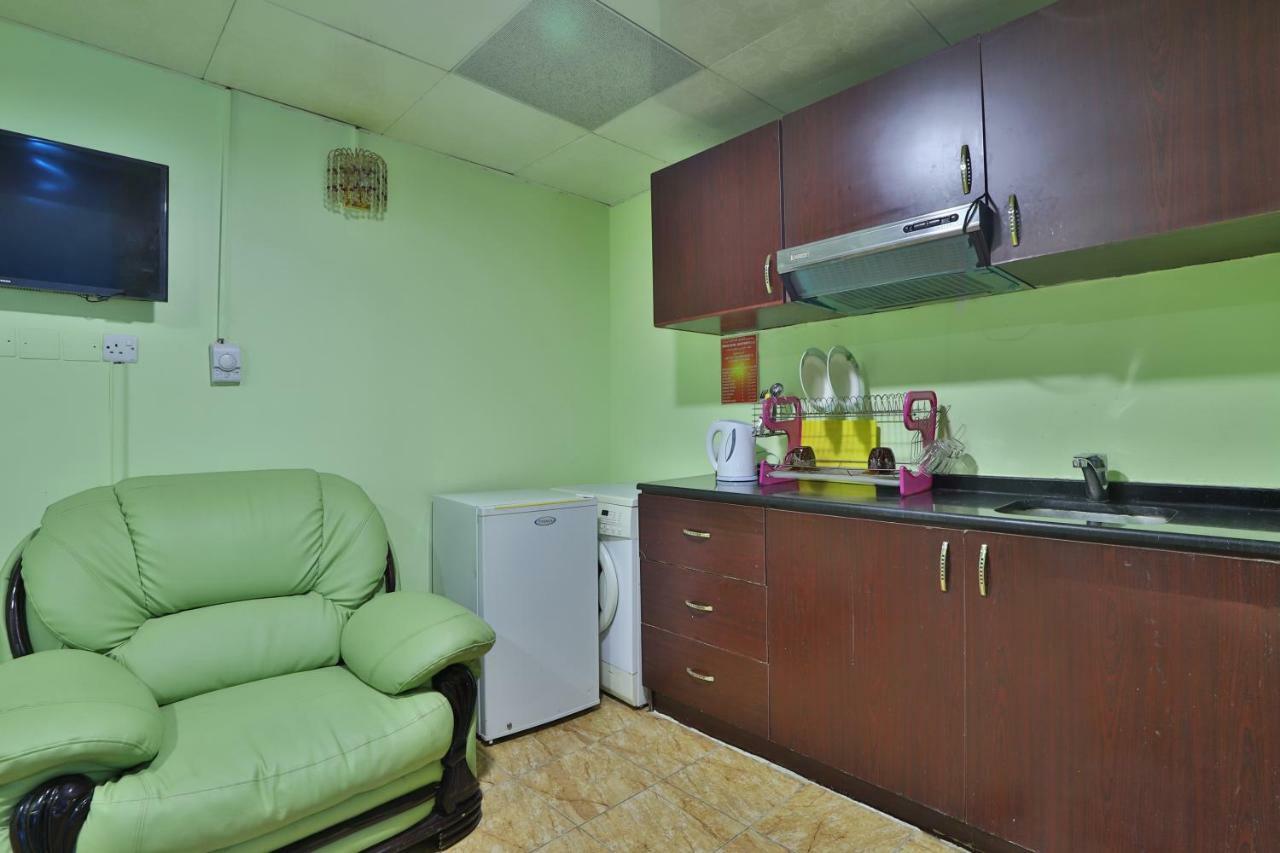 Oyo 261 Remas Hotel Apartment ดูไบ ภายนอก รูปภาพ